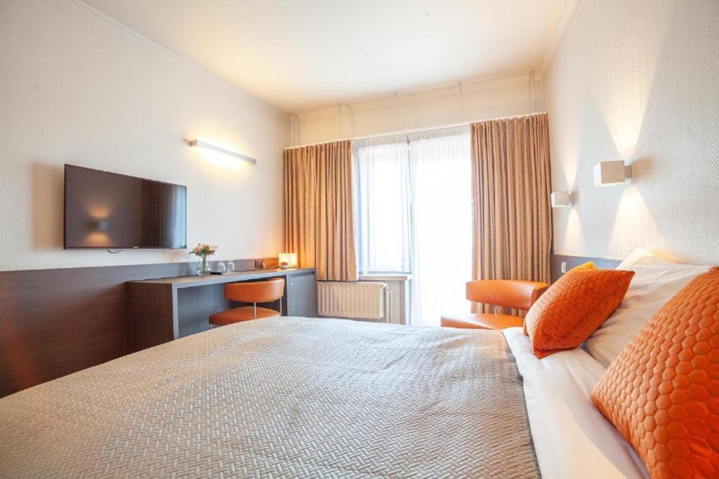 Hotel Monaco Zeebrugge Beach By Rikas Hotels מראה חיצוני תמונה