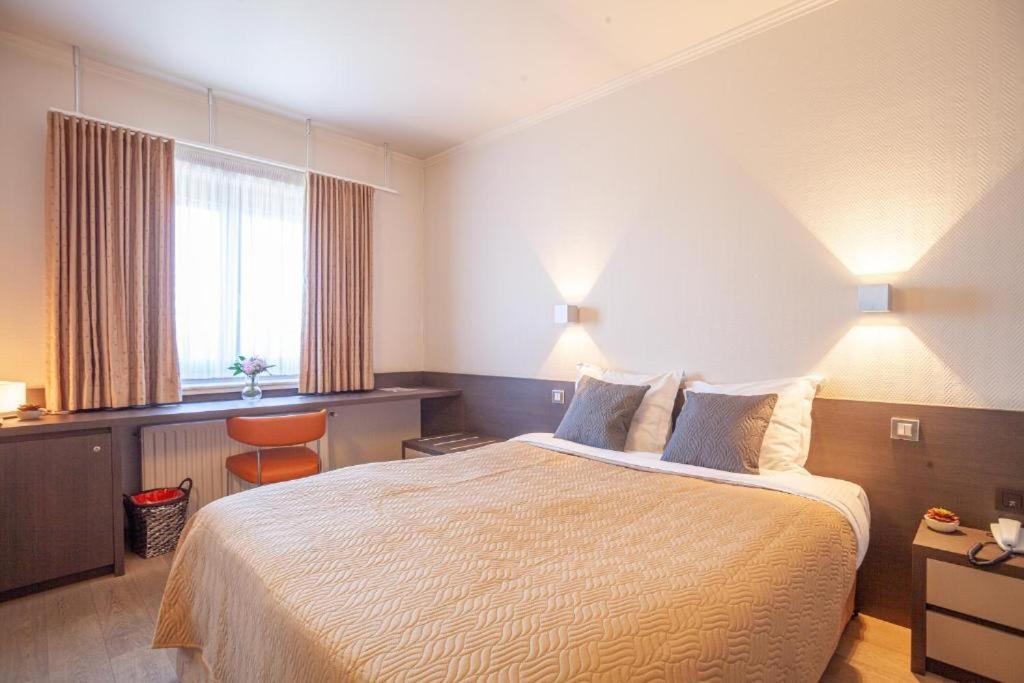 Hotel Monaco Zeebrugge Beach By Rikas Hotels מראה חיצוני תמונה